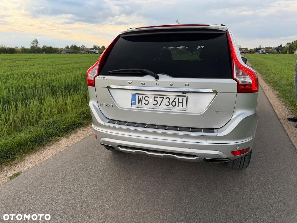 Volvo XC 60 T5 Base - 7