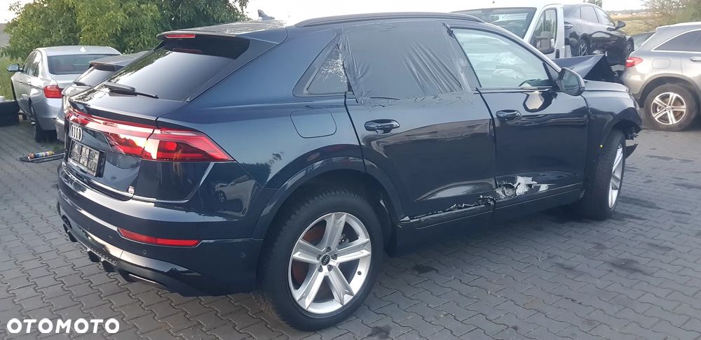 Audi Q8 SUV TFSI quattro 250 kW tiptronic S line business - 9