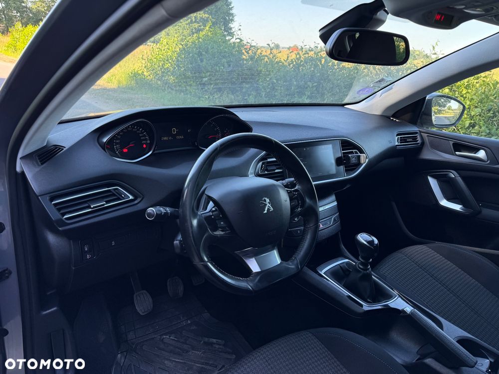 Peugeot 308 PureTech 110 Stop & Start Style - 8