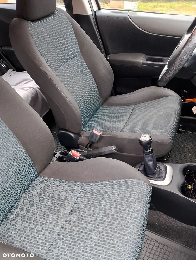 Toyota Yaris 1.0 Sol - 7