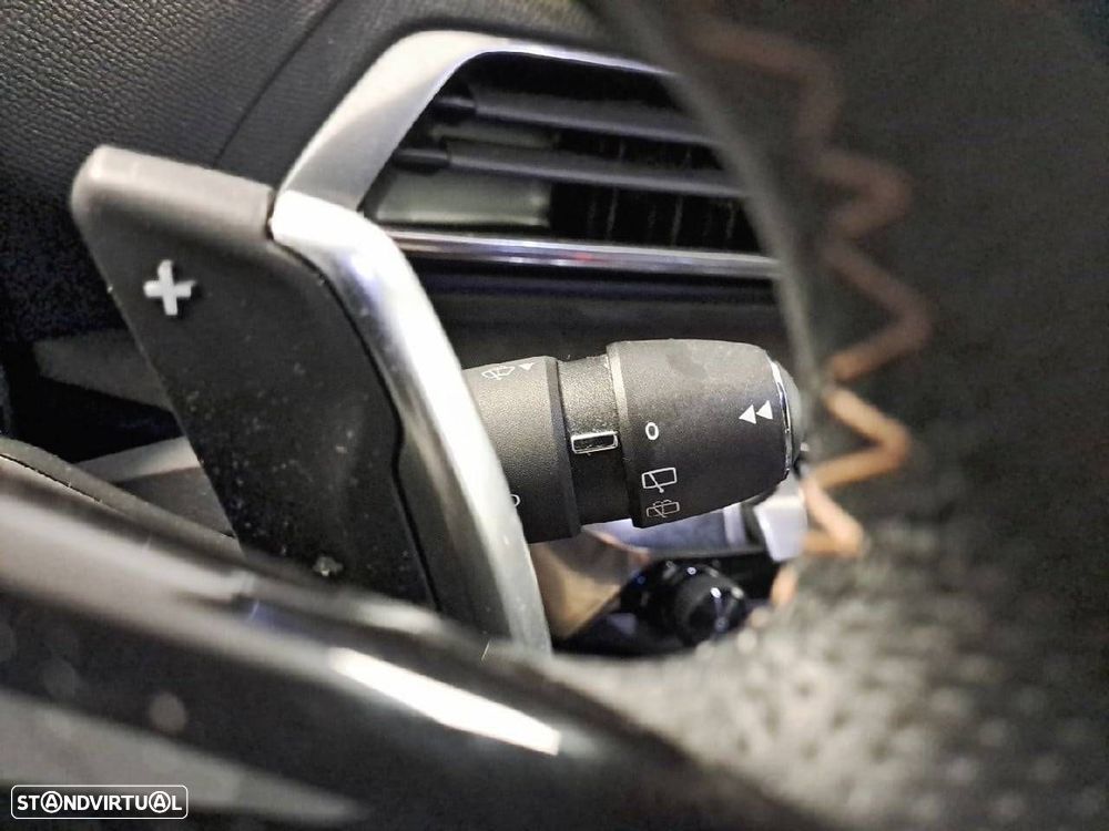Peugeot 3008 1.6 Hybrid GT e-EAT8 - 15