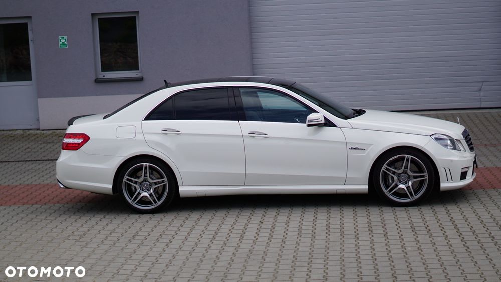 Mercedes-Benz Klasa E 63 AMG - 9