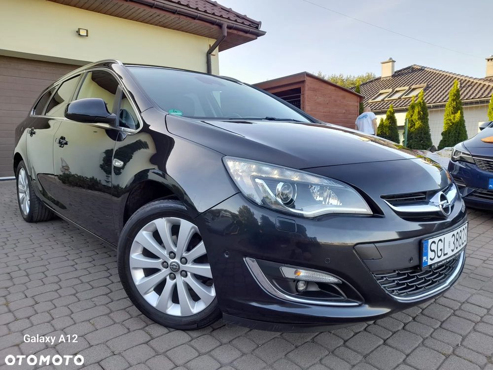 Opel Astra 1.4 Turbo Exklusiv - 2