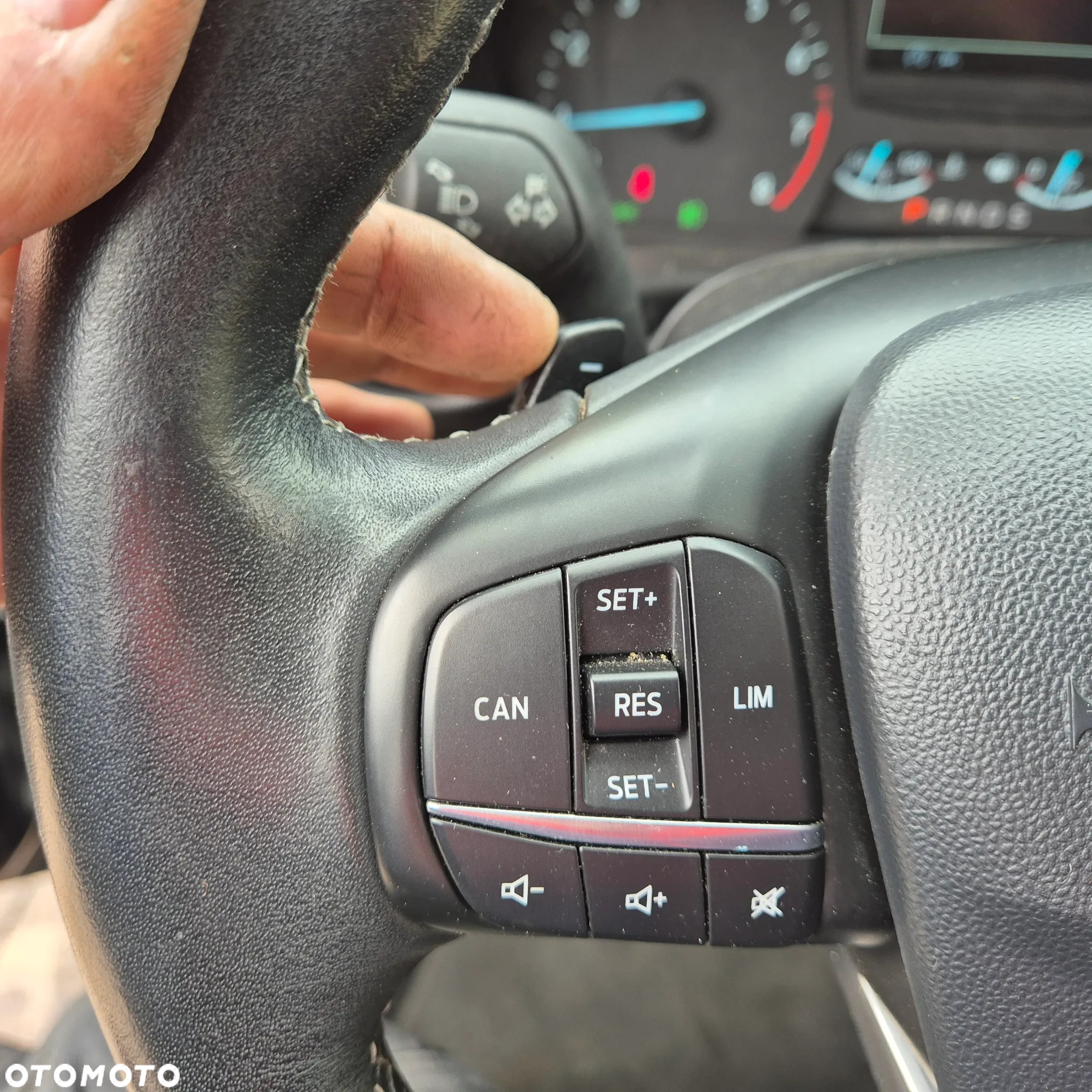 Ford Fiesta - 24