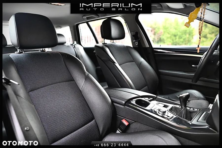 BMW Seria 5 525d Touring Modern Line - 23