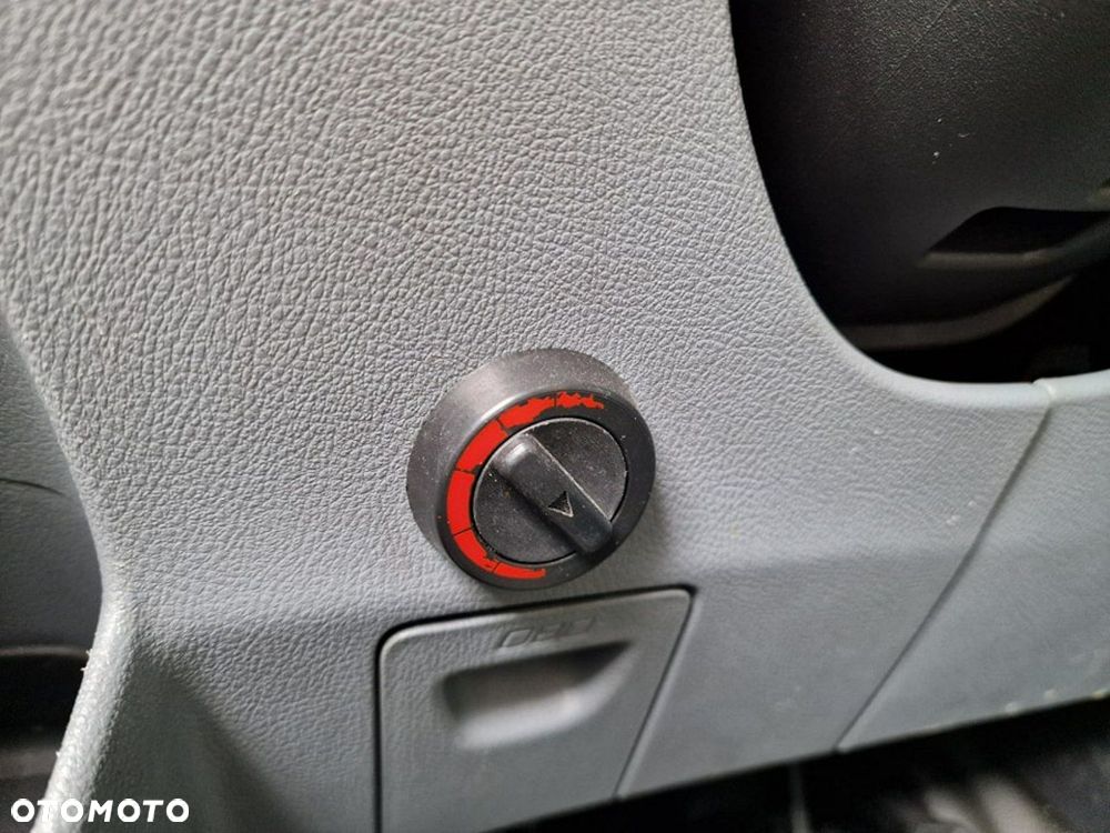 Ford Transit Custom - 13