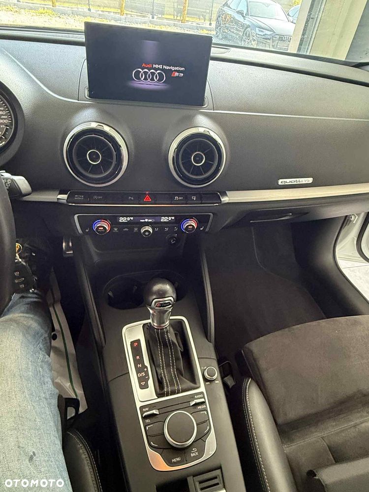 Audi S3 2.0 TFSI Quattro S tronic - 25