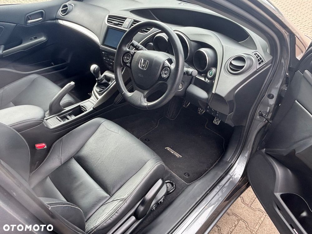 Honda Civic 1.8 Executive - 11