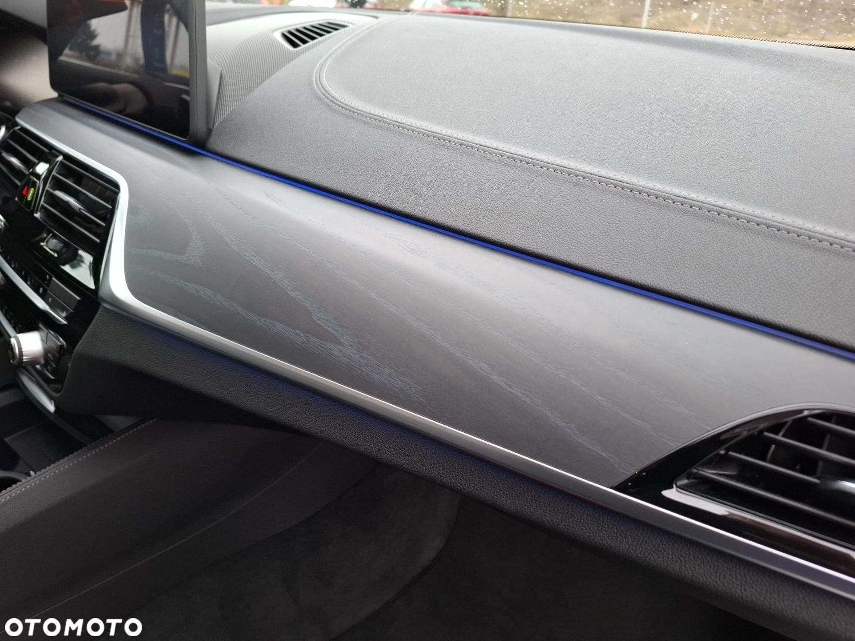 BMW Seria 5 - 21