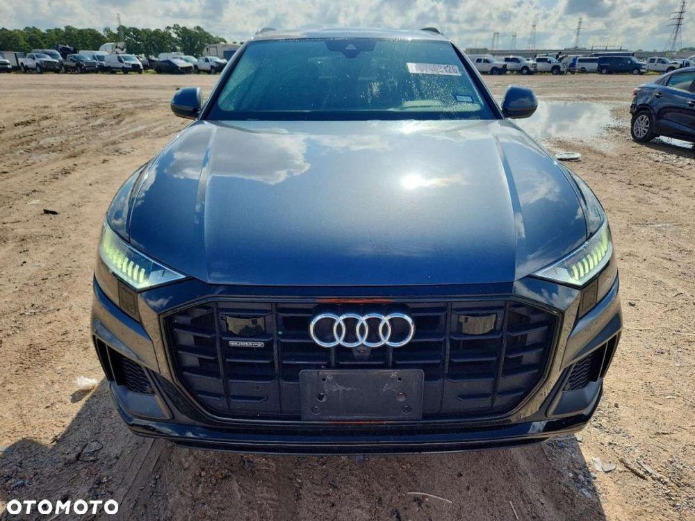 Audi Q8 - 5