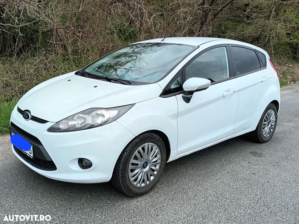 Ford Fiesta - 2