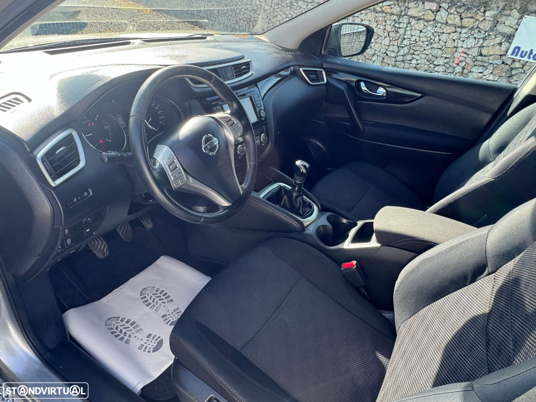 Nissan Qashqai 1.5 dCi N-Connecta 18 - 8