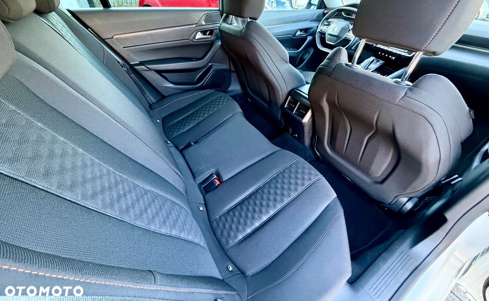 Peugeot 508 PureTech 180 EAT8 Allure Pack - 26