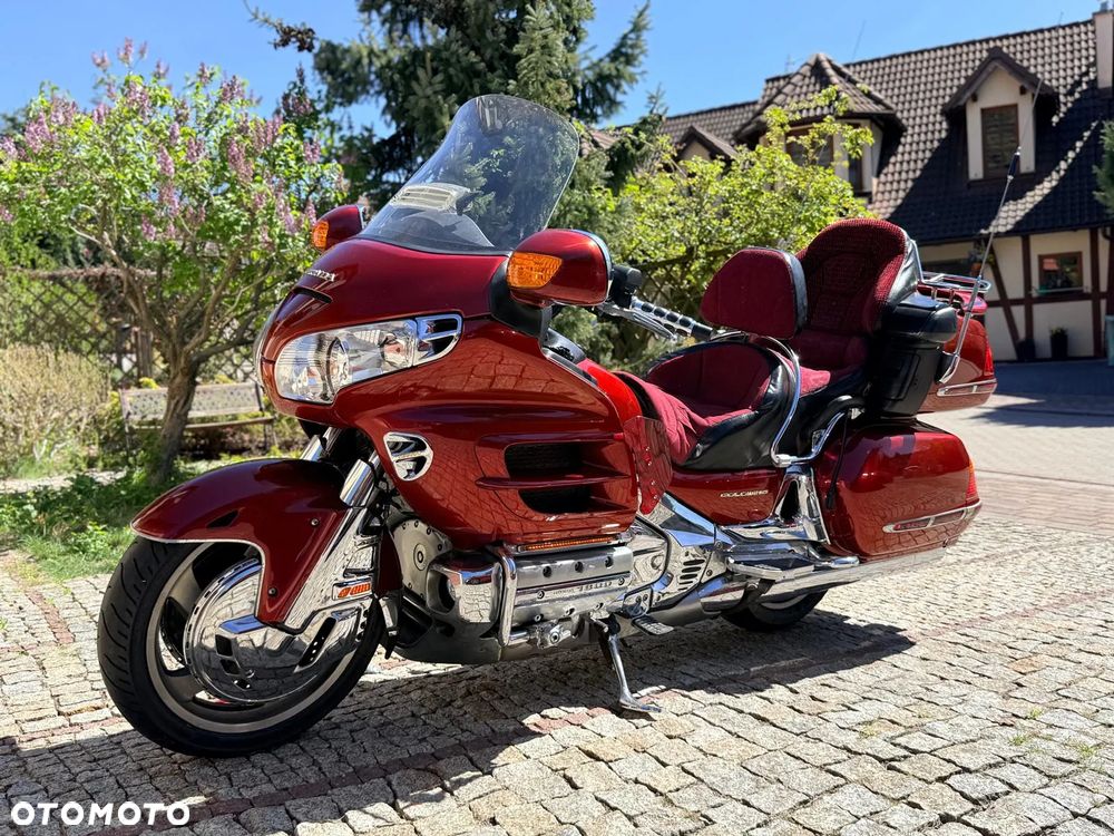 Honda GL - 9