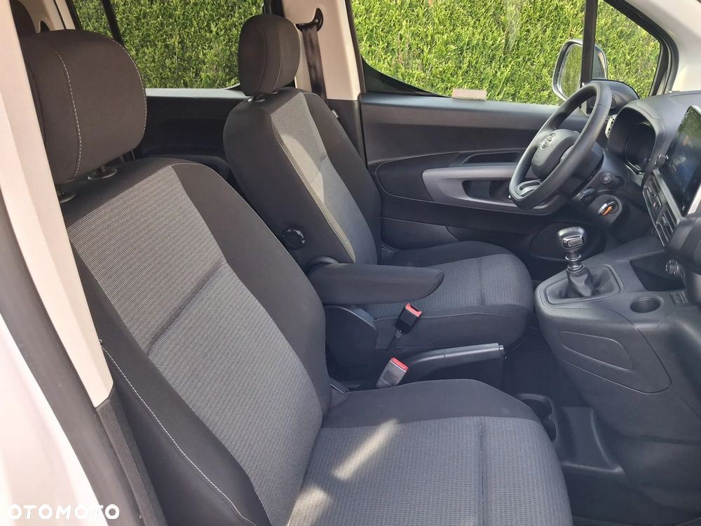 Toyota Proace City Verso 1.5 D-4D Business - 12