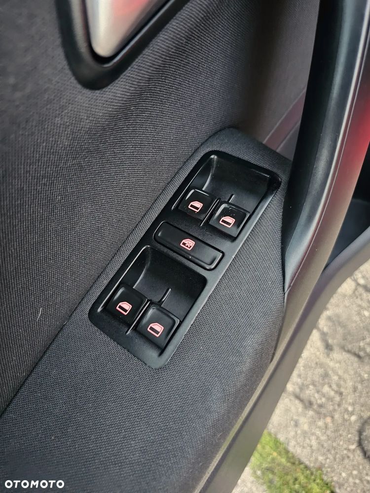 Volkswagen Polo - 19