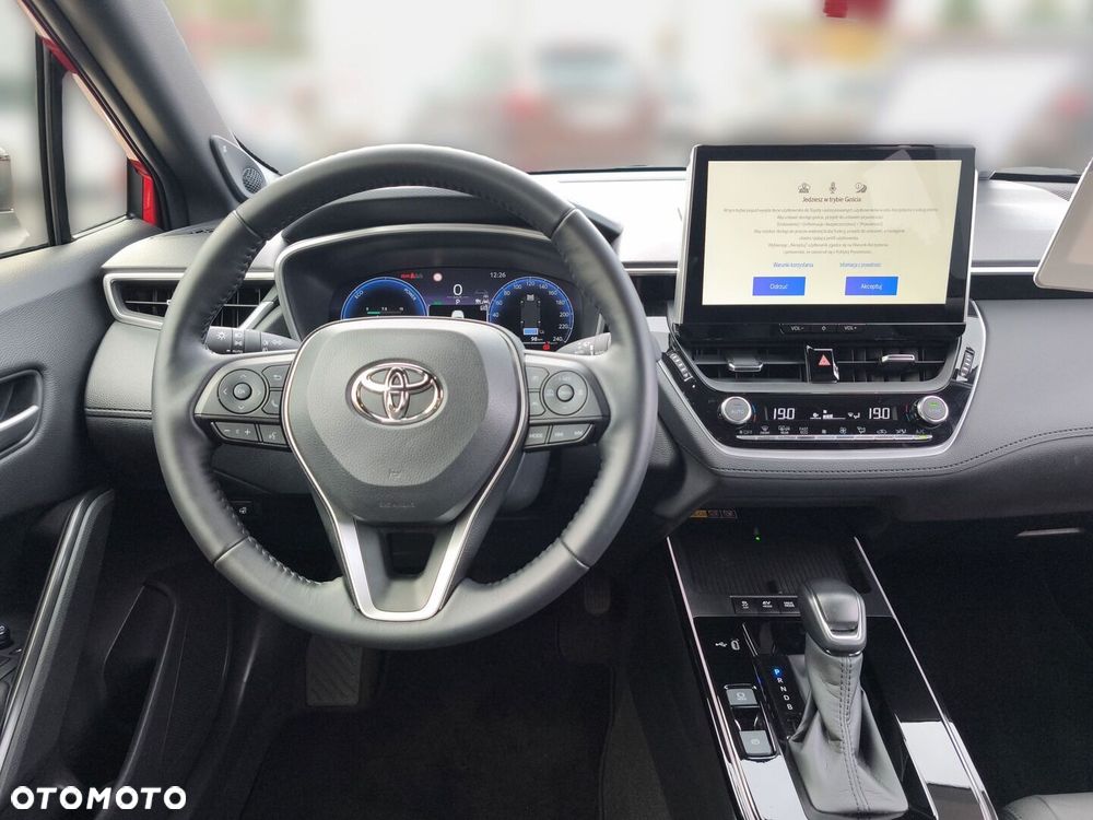 Toyota Corolla Cross - 15