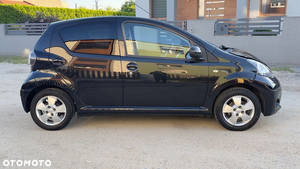 Toyota Aygo 1.0 VVT-i Black - 16