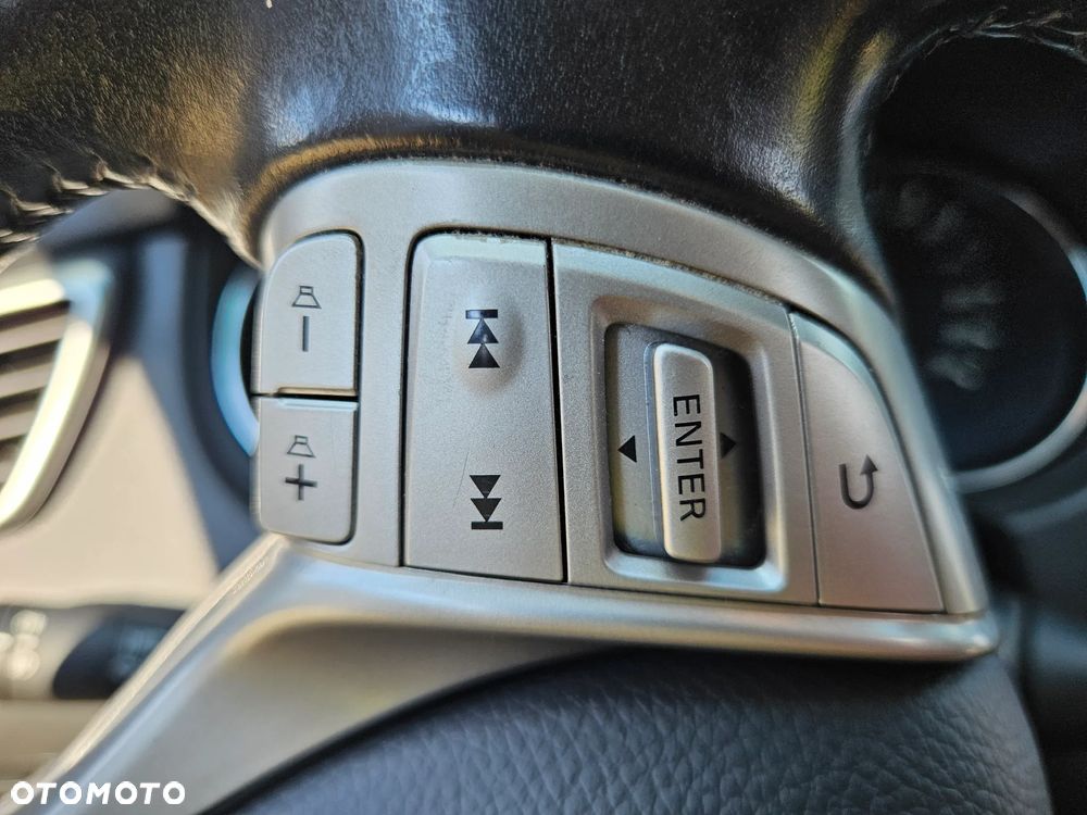 Nissan Qashqai 1.2 DIG-T N-Connecta EU6 - 19