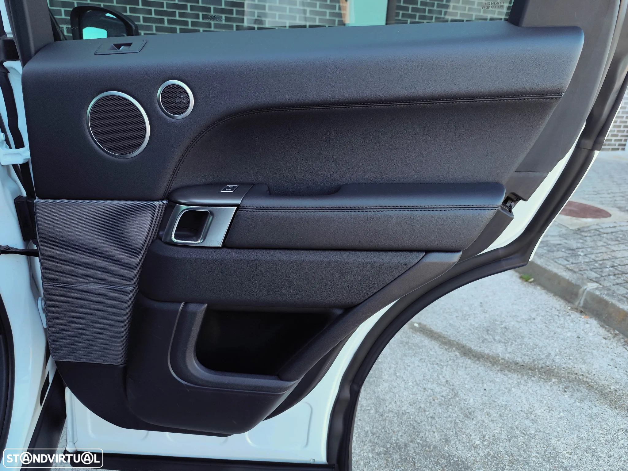Land Rover Range Rover Sport 2.0 SD4 S - 29