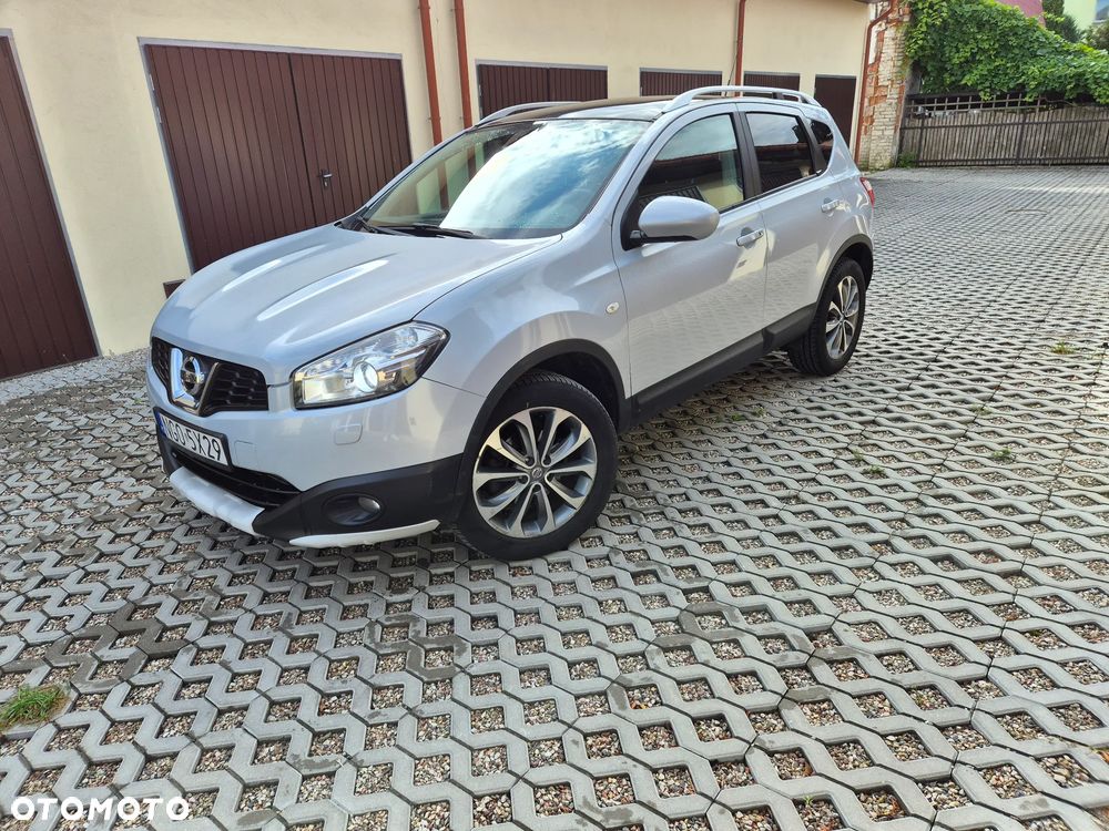 Nissan Qashqai 2.0 dCi Tekna EU5 - 1