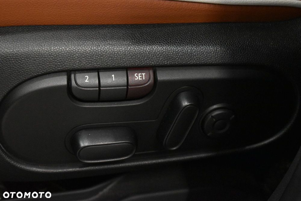 MINI John Cooper Works - 11