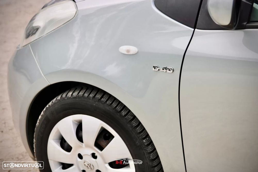 Toyota Yaris 1.4 D-4D Comfort+AC - 6