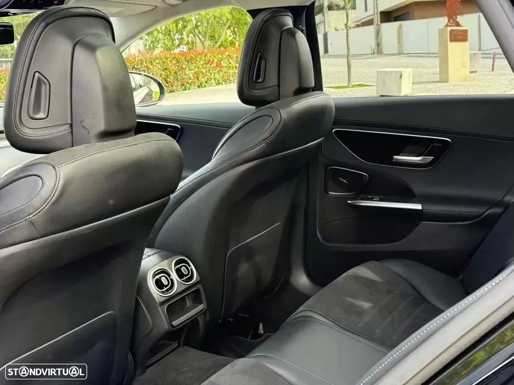 Mercedes-Benz C 300 e AMG Line - 11