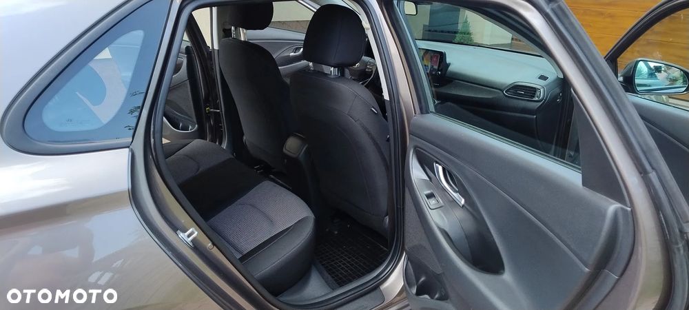Hyundai i30 1.5 DPI Comfort - 16