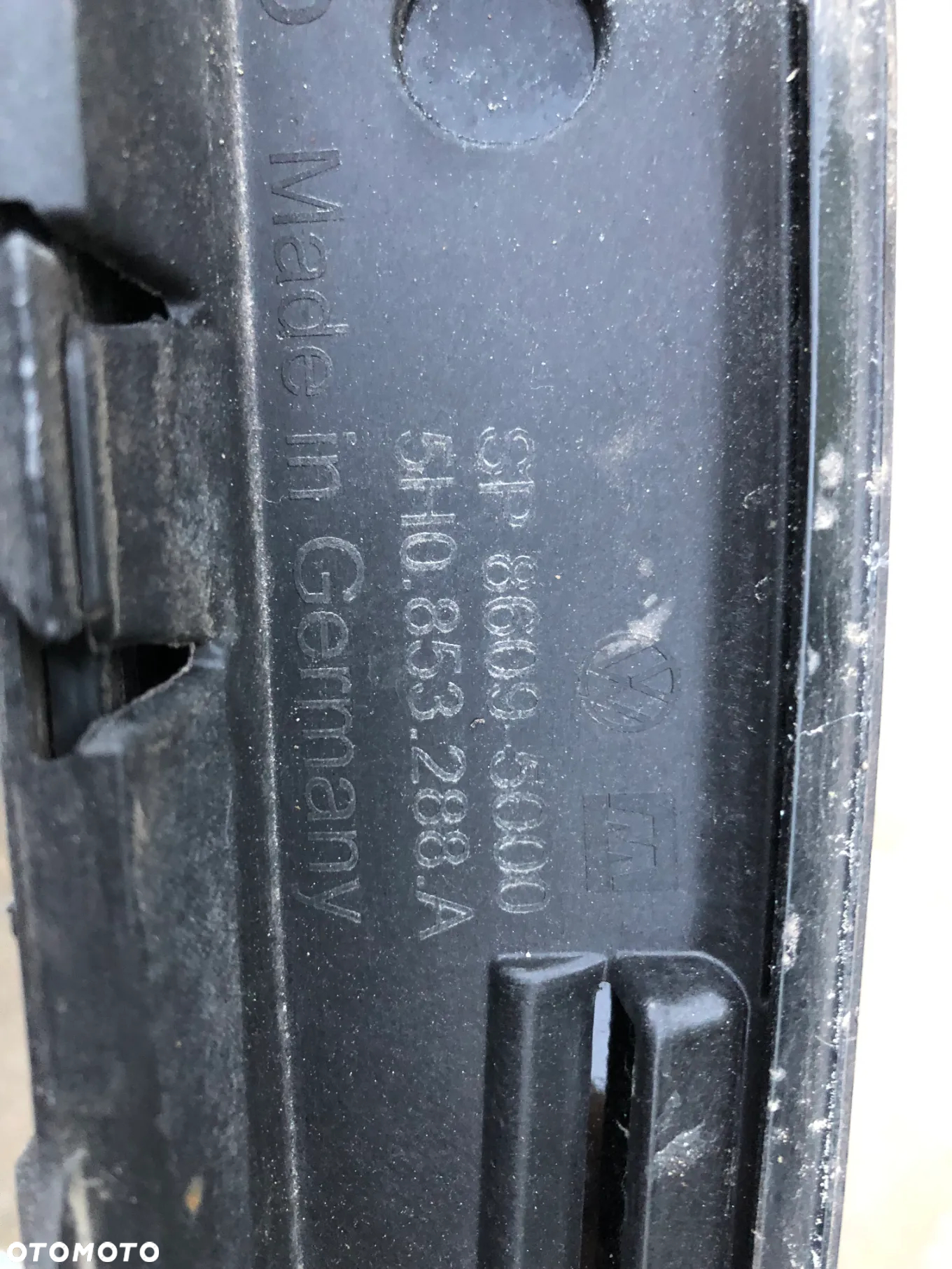 Listwa progowa prawa VW Golf 8 5H0 R Line HB 19-5H0853288a - 3