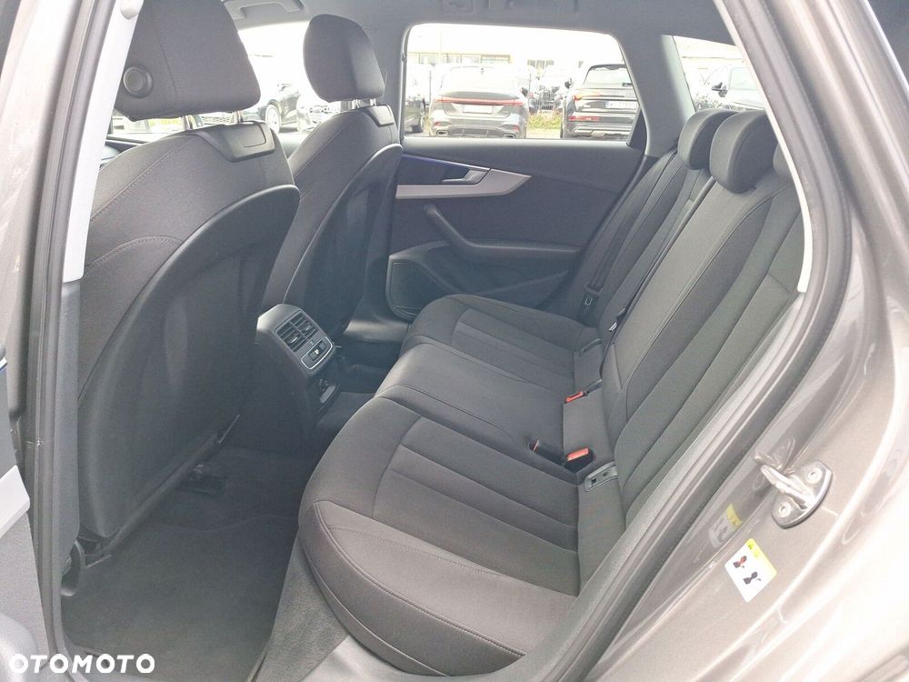 Audi A4 Avant - 23