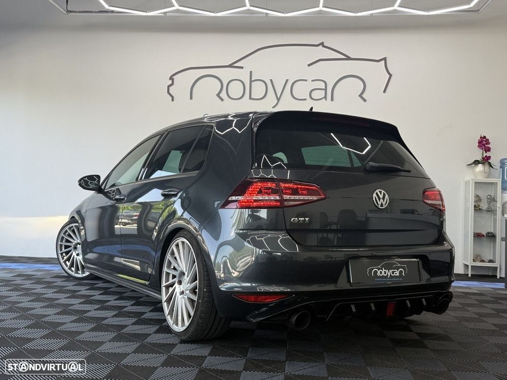 VW Golf 2.0 TSi GTi DSG - 5