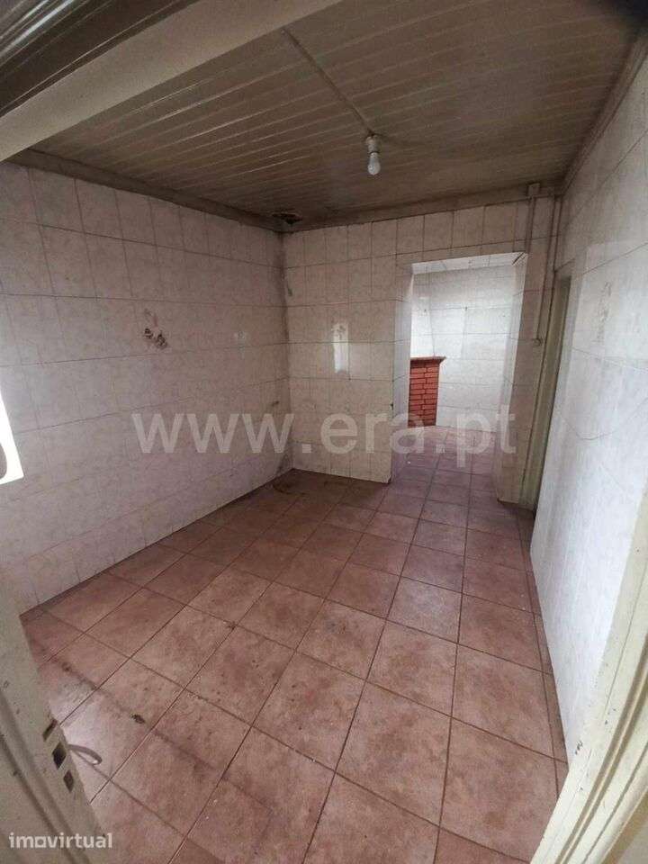 Moradia T3 / Seia, Sabugueiro - Grande imagem: 2/17