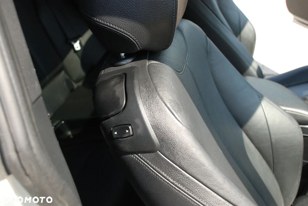 BMW Seria 2 228i Coupe Sport Line - 20