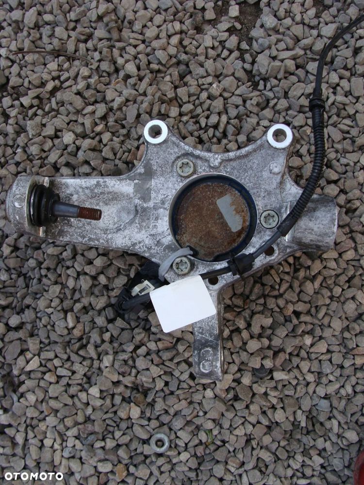 zwrotnica lewa chevrolet corvette c6 !! - 2