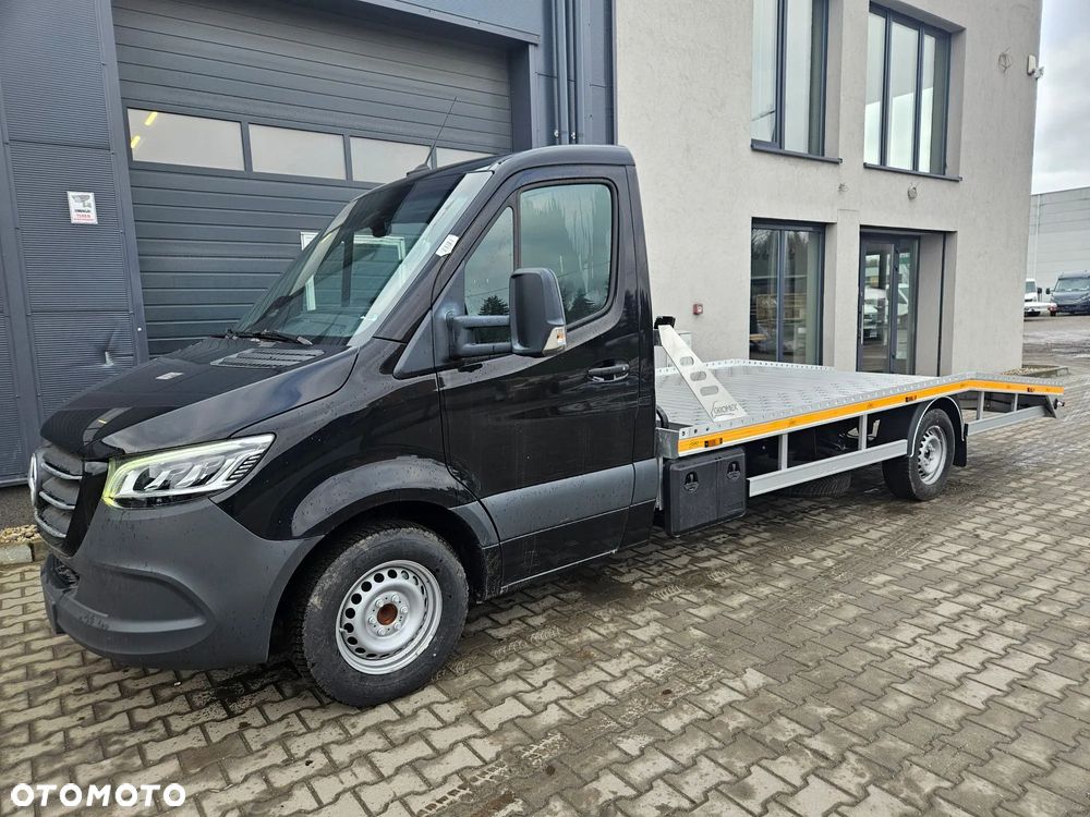 Mercedes-Benz Sprinter 319 CDI - 1