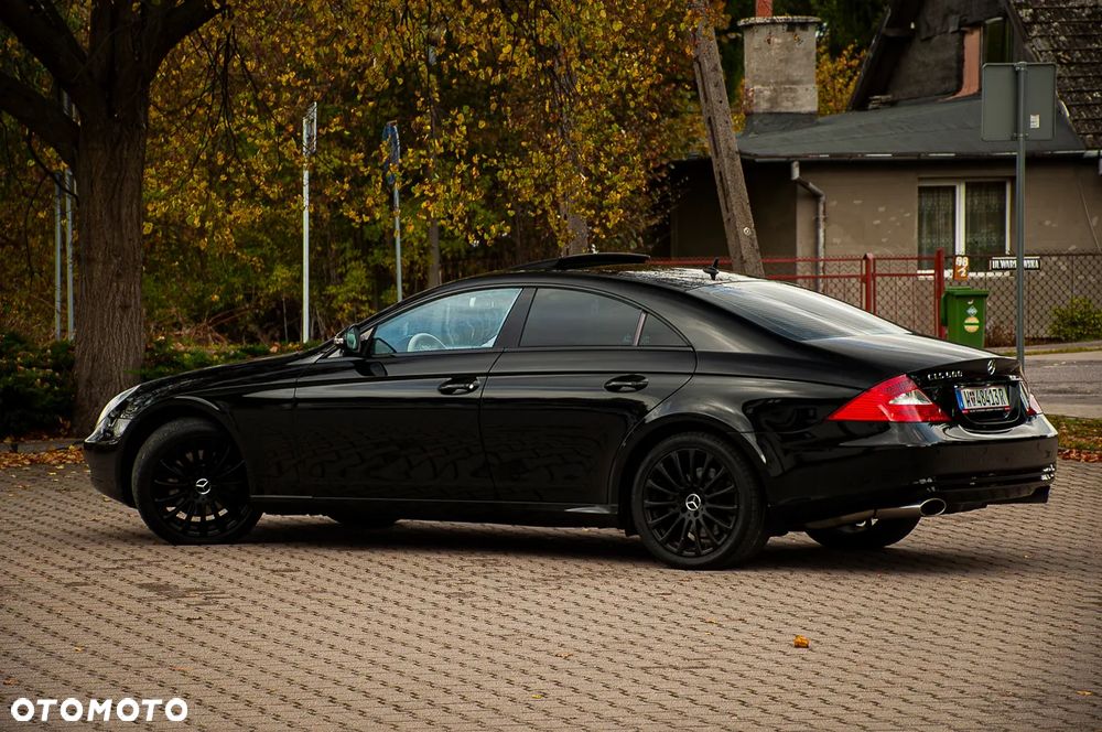 Mercedes-Benz CLS 500 - 33