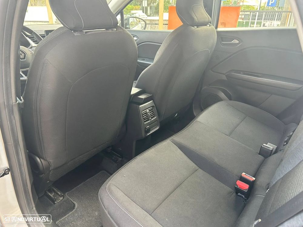 Renault Captur BLUE dCi 115 BUSINESS EDITION - 38