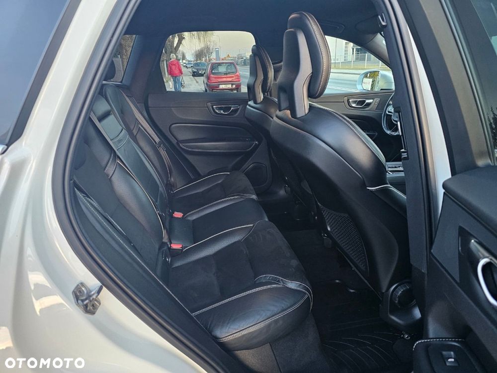 Volvo XC 60 - 20