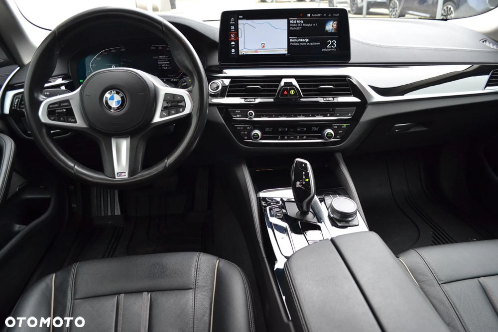 BMW Seria 5 530d xDrive Luxury Line - 20