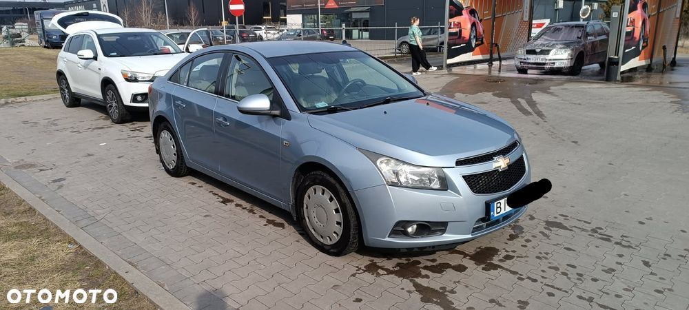 Chevrolet Cruze - 4