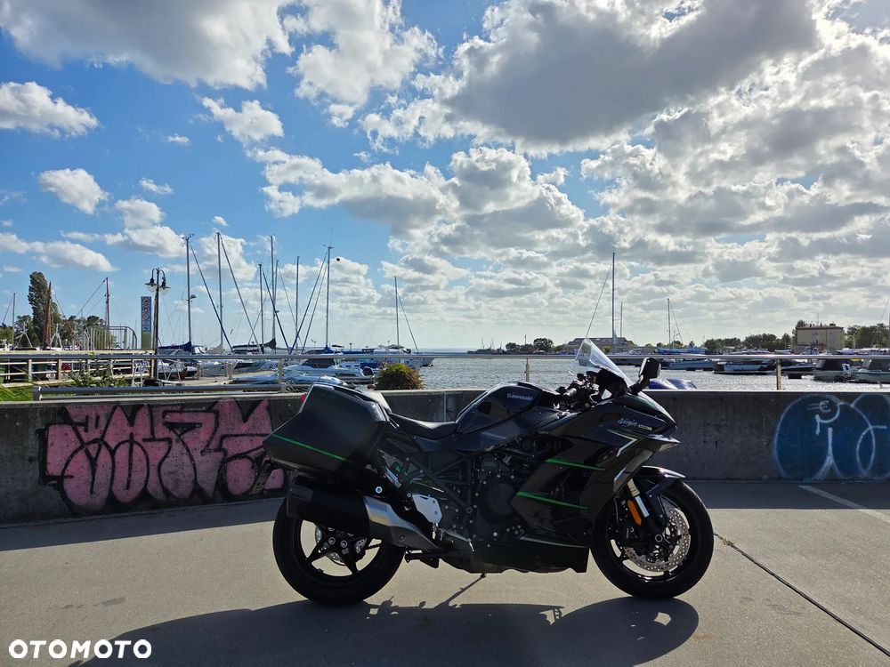 Kawasaki Ninja H2 SX - 2