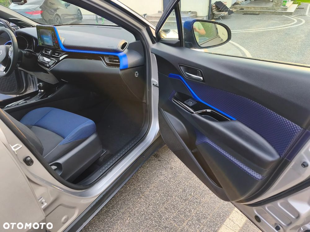 Toyota C-HR Style Selection - 15
