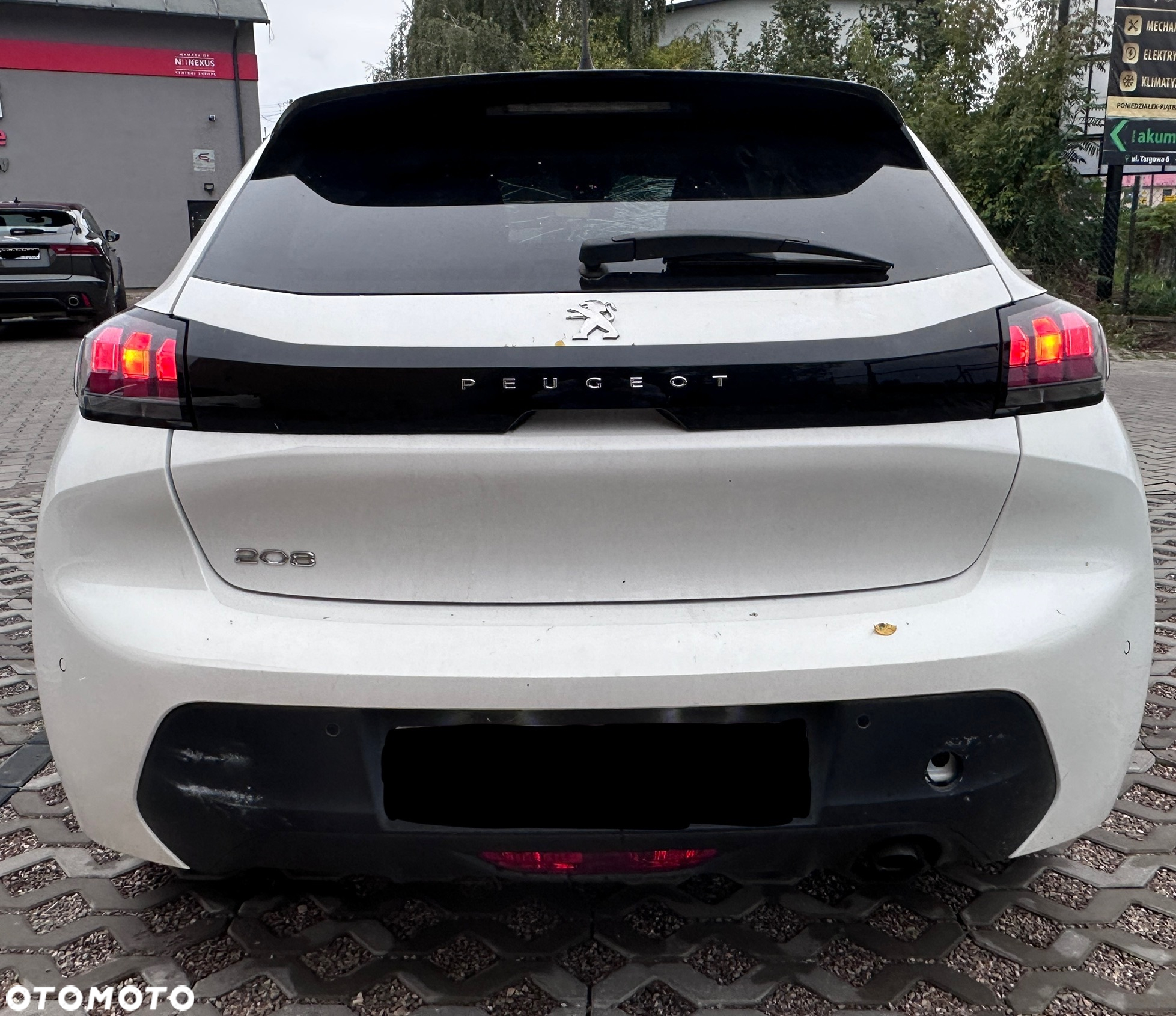 Peugeot 208 1.2 PureTech Style S&S - 14