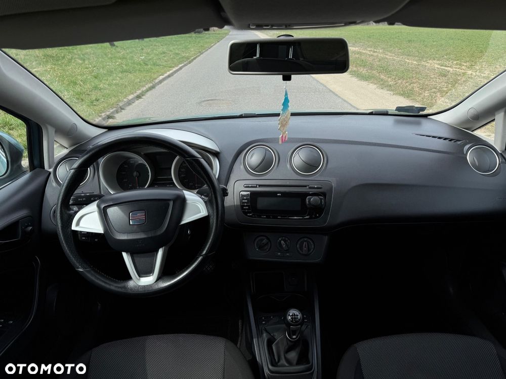 Seat Ibiza 1.4 16V Reference - 8