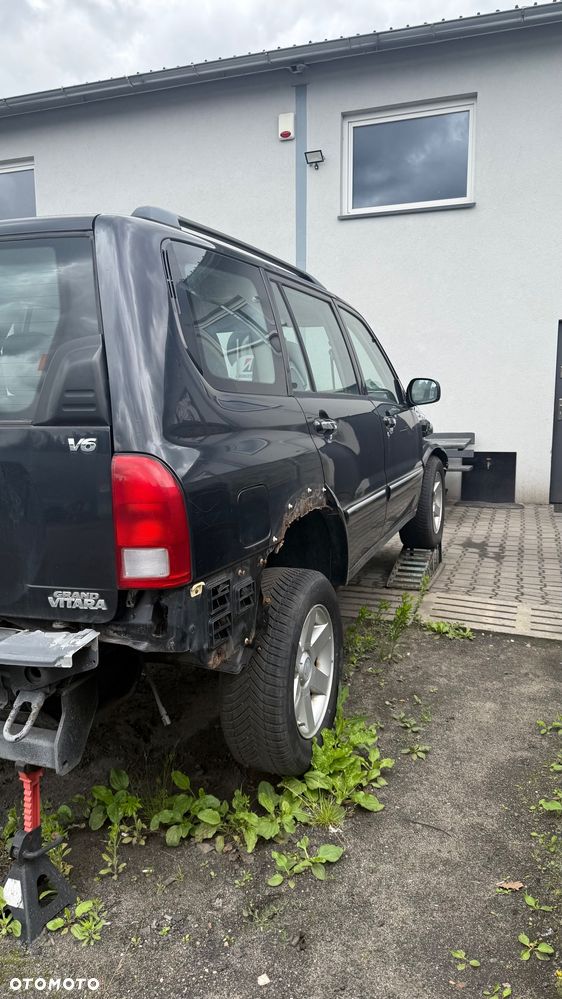 Suzuki Grand Vitara - 8