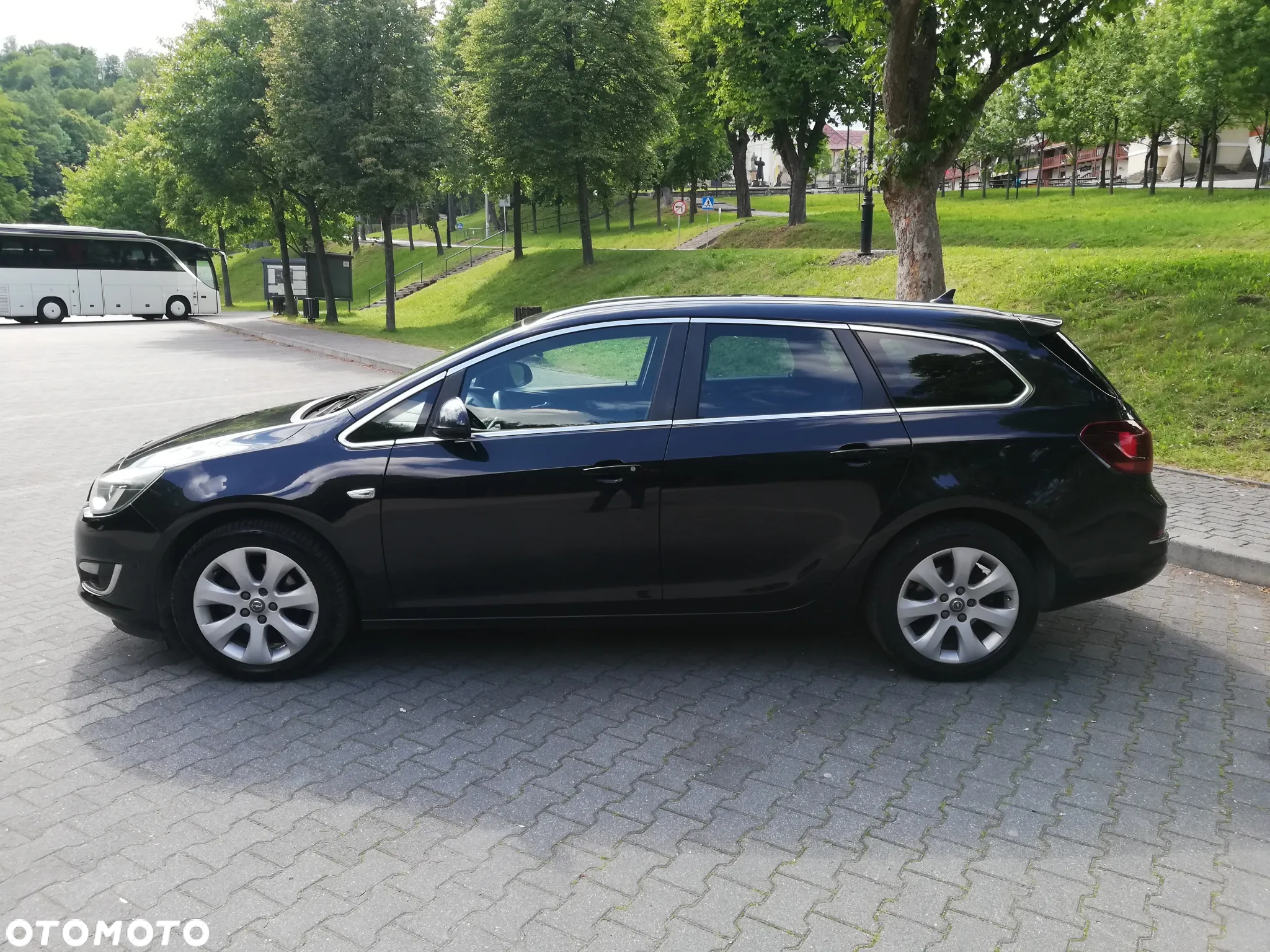 Opel Astra 1.6 CDTI DPF ecoFLEX Sports TourerStart/Stop Exklusiv - 4