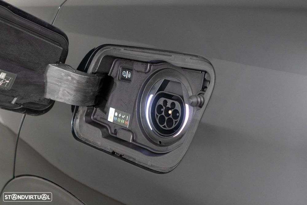 Peugeot 3008 1.6 Hybrid Allure Pack e-EAT8 - 17