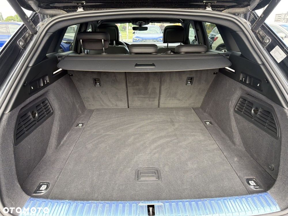 Audi e-tron - 10