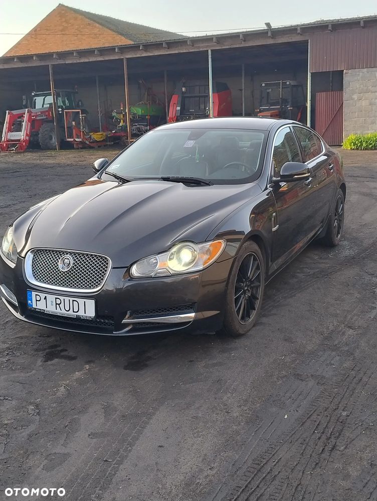 Jaguar XF 3.0 V6 Luxury - 1